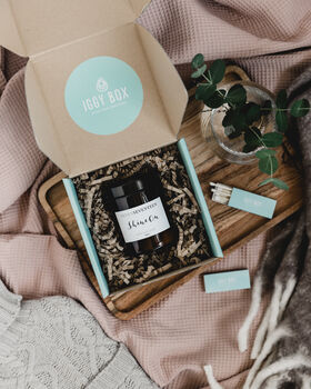 The Little One Candle Subscription Box, 3 of 5