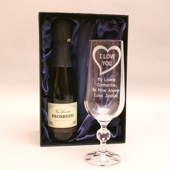 Personalised Romantic Mini Prosecco Gift Set, 2 of 4