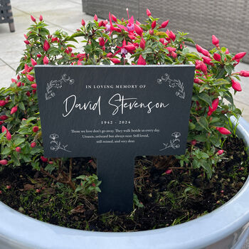 Personalised Large Wreath Memorial Slate Plant Marker, 2 of 8
