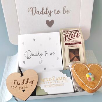 Daddy To Be Gift Set Love From The Bump, 2 of 8