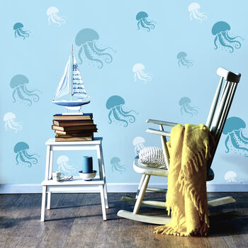 Reusable Plastic Stencils Five Jellyfish With Brushes, 4 of 5