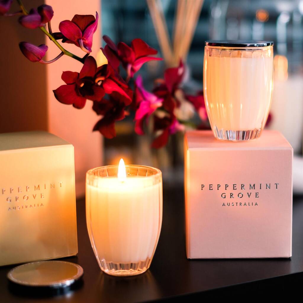 Austin And Oud Soy Wax Scented Candle 60g By Rinkit