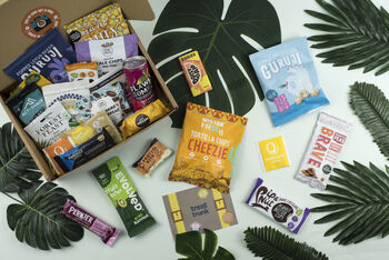 Christmas Special – All Vegetarian Snack Box, 4 of 8