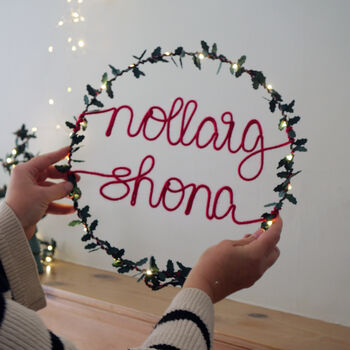 Nollaig Shona Wreath Light, 3 of 5