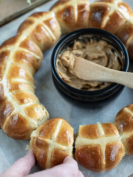 Hot Cross Bun Wreath Baking Kit, 2 of 7