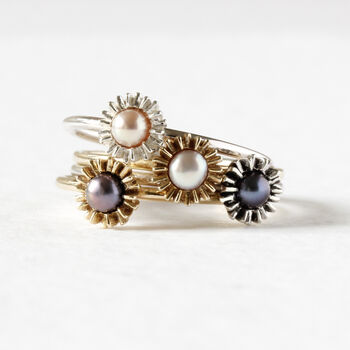 Dahlia Bud Peacock Pearl Ring Silver, 5 of 6
