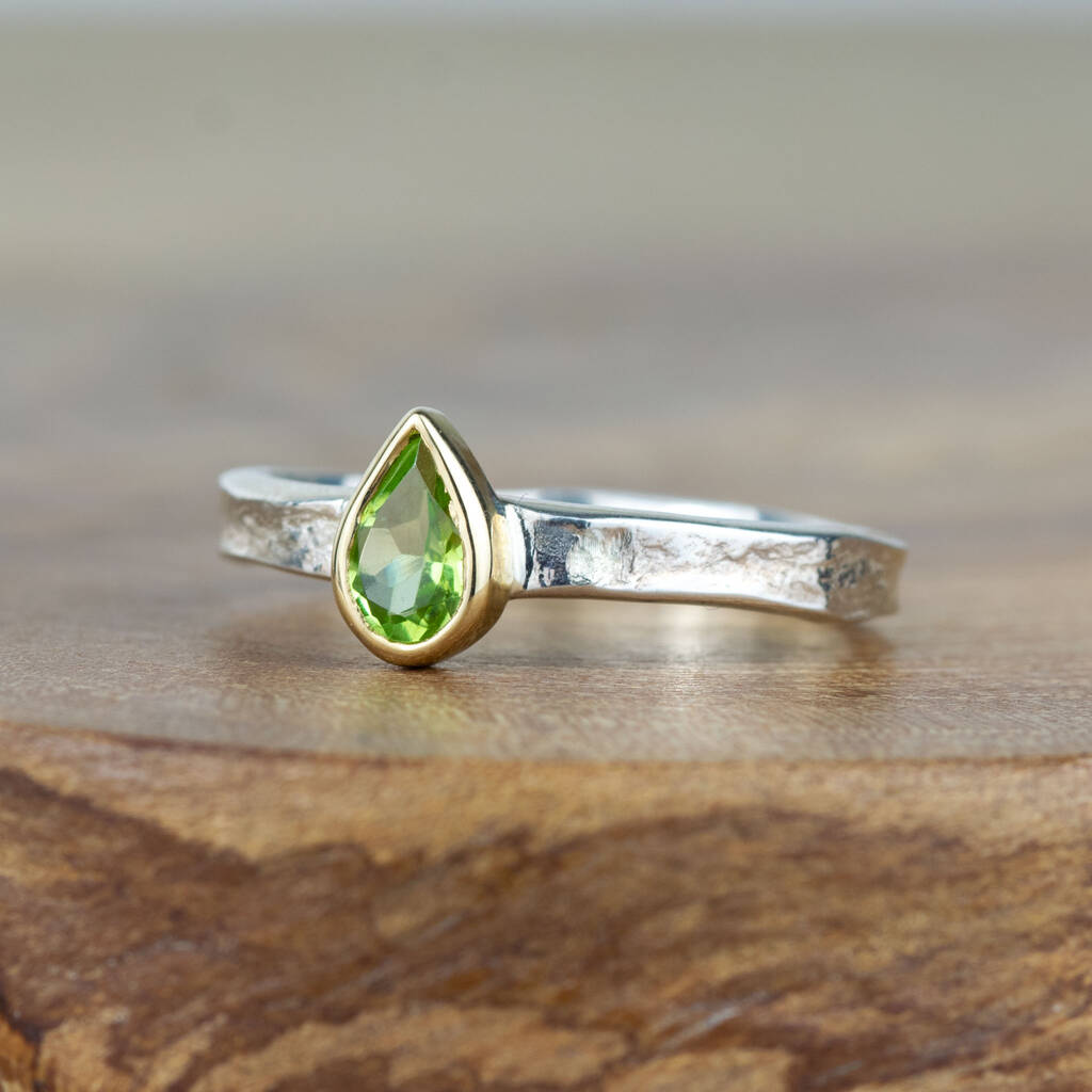 August Birthstone Ring with 5mm Round Peridot Green CZ Stone ~ Size 4 - The  Jewelry Vine