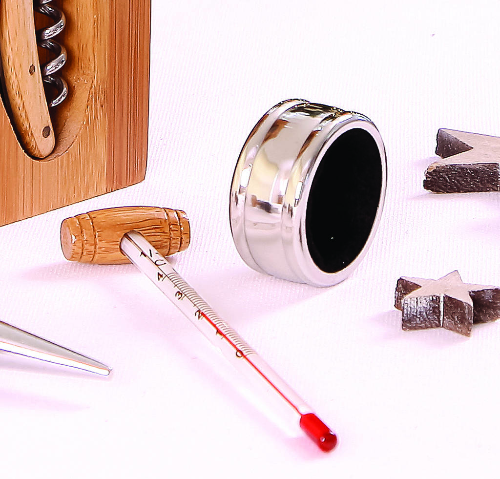 wine connoisseur gift set by dibor