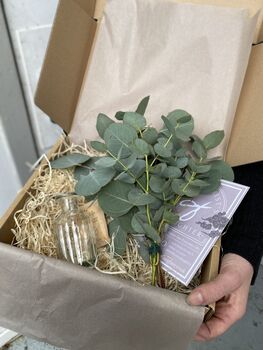 Fresh Eucalyptus Bud Vase Gift Set, 4 of 9
