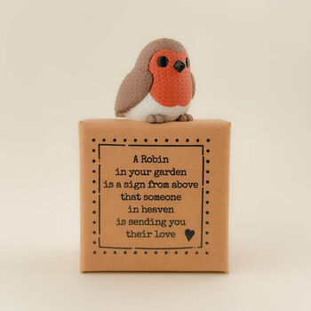 A Robin In Your Garden Tiny Little Gifts Bobbin Robin, 4 of 4
