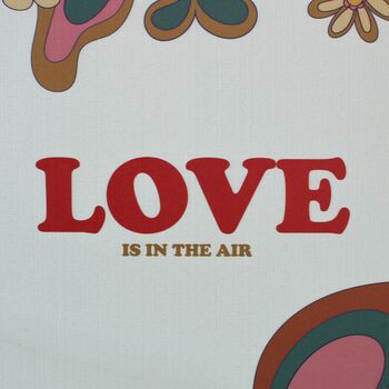 Wooden Art, Love Is In The Air, 7 of 8