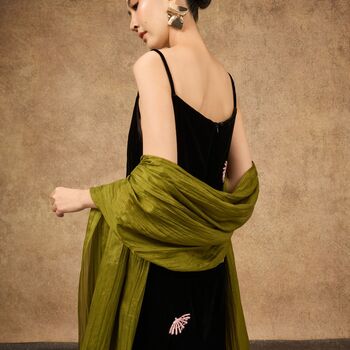 100% Mulberry Silk Scarf, Olive Green In Gift Box, 4 of 6
