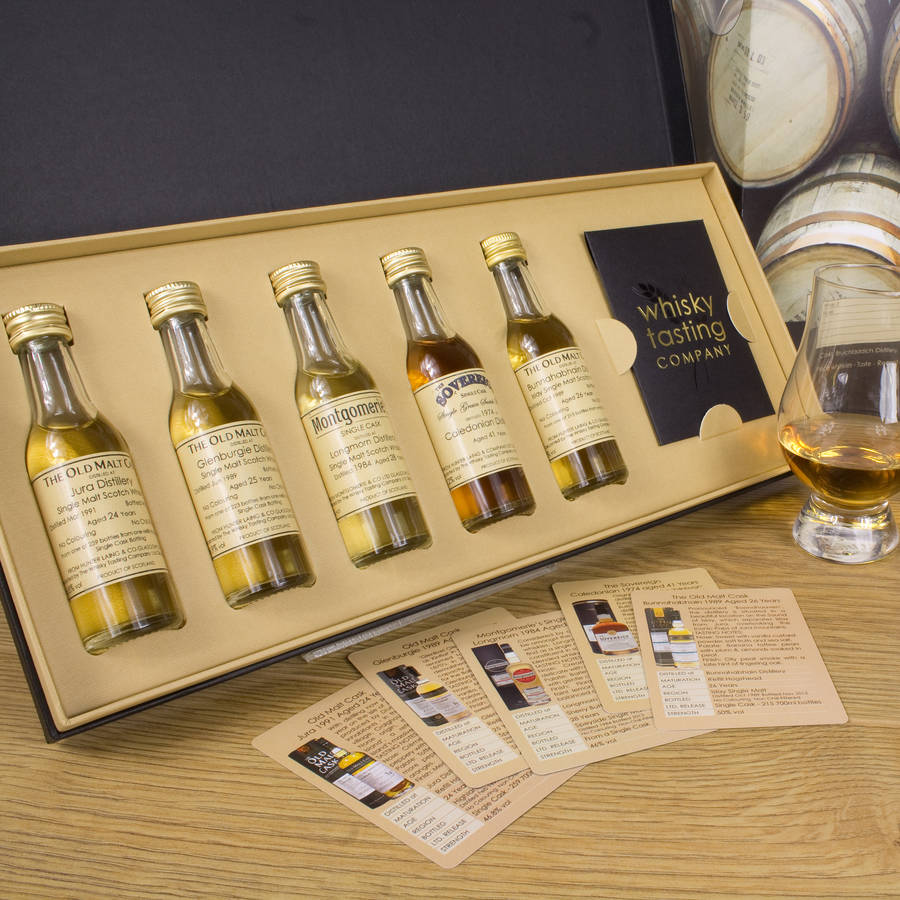 The English Whisky Co Original Gift Pack & Hip Flask (43%) -  www.finewinesellers.co.uk