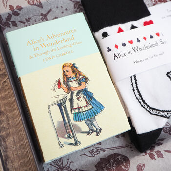 Alice In Wonderland Book Gift Set, 2 of 7