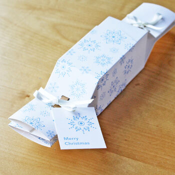 12 'Frosty White' Christmas Gift Tags, 3 of 3