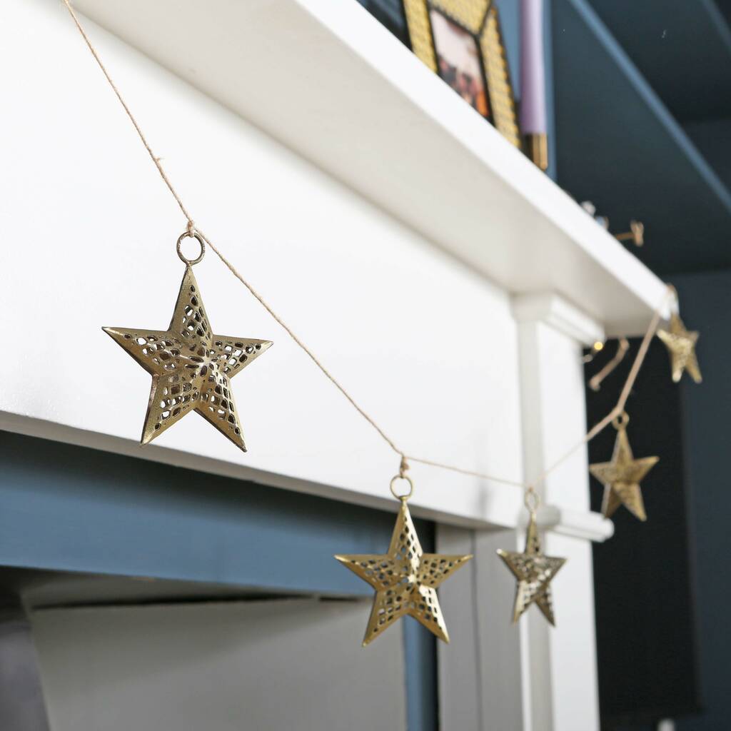 Antique Brass Tone Star Garland By red berry apple