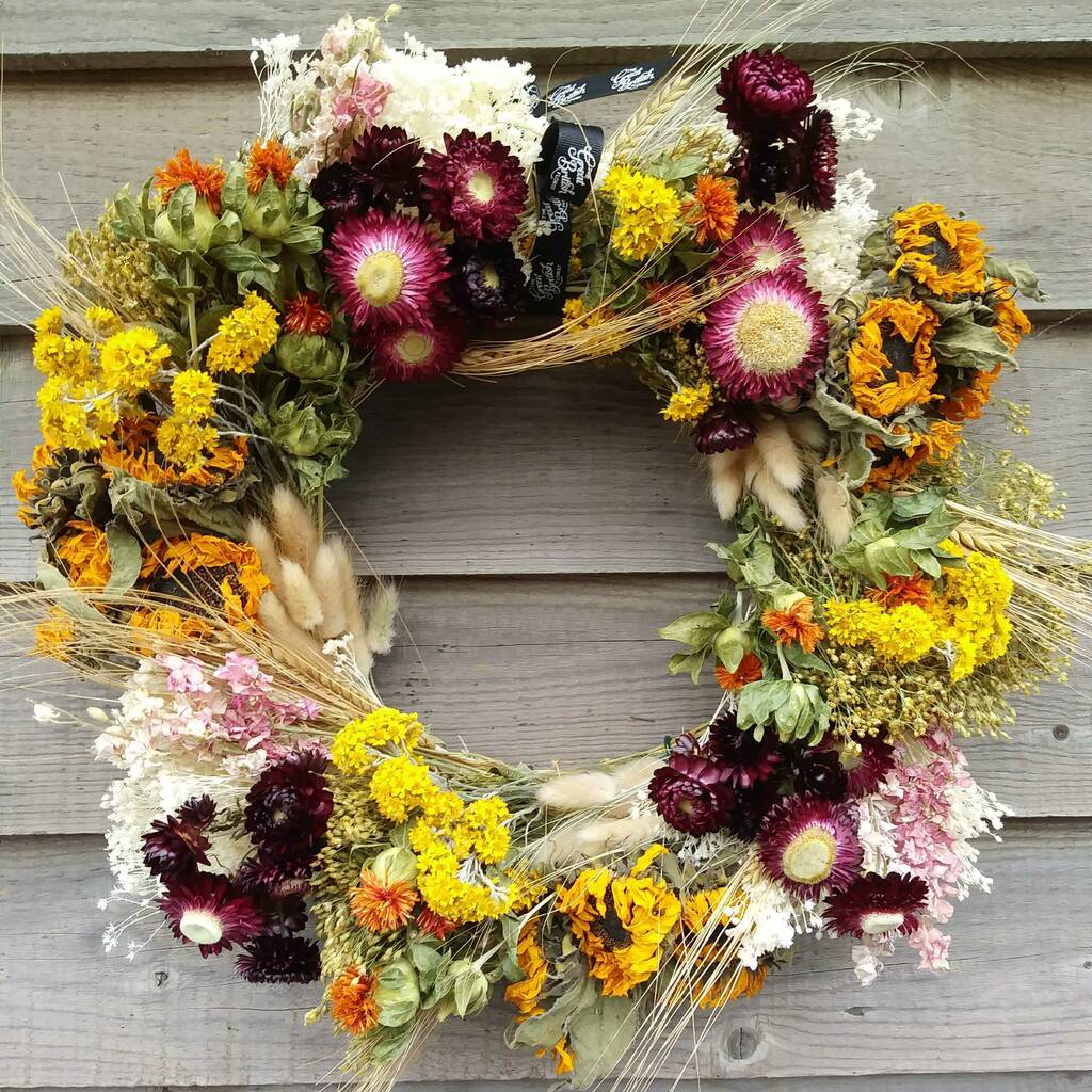 The Clodack Dried Flower Wreath, 1 of 3