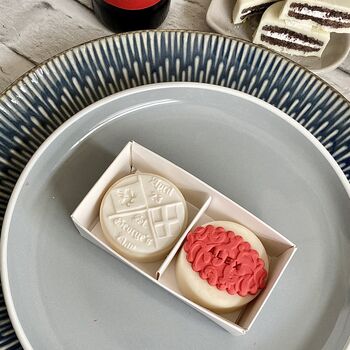 Personalised St George's Day Twin Chocolate Oreo Gift, 12 of 12