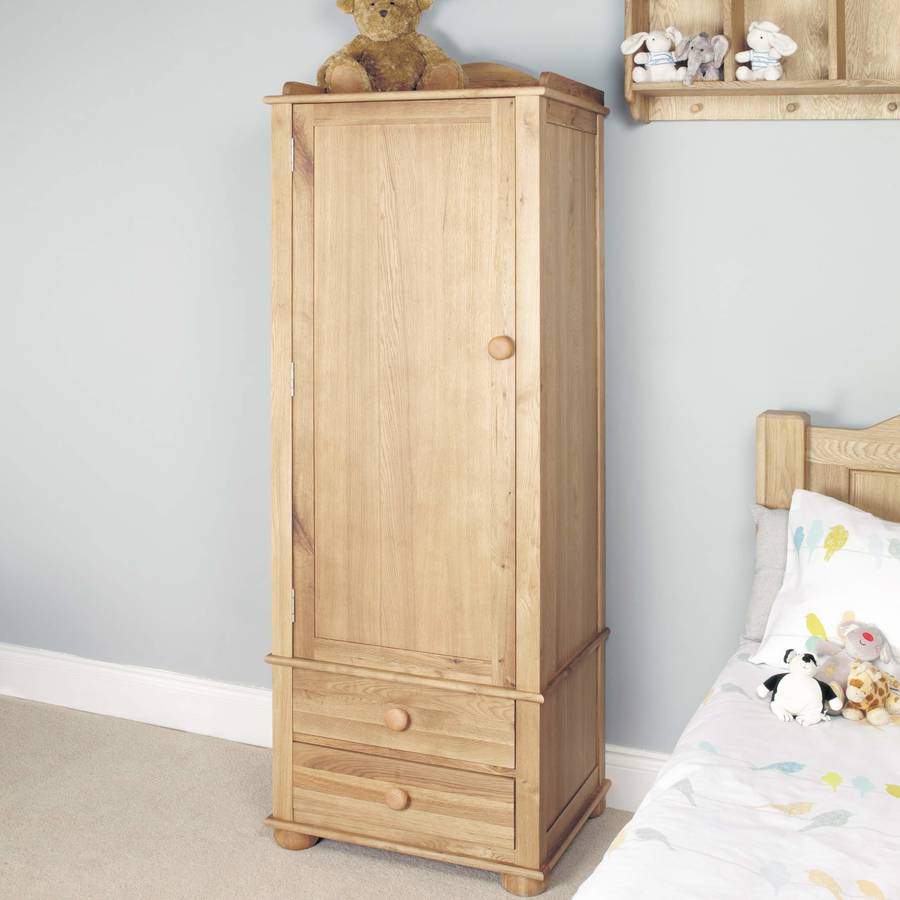 little acorns wardrobe