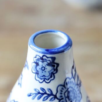 Small Blue Willow Vase, 8 of 8
