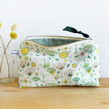 Floral Meadow Mid Pouch, 2 of 6