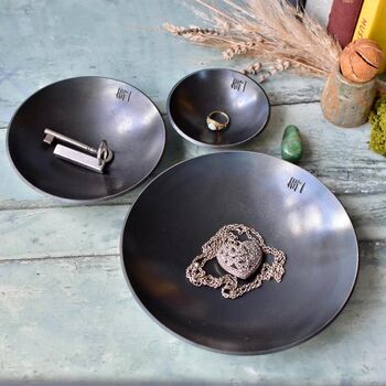 6th Anniversary Gift Set Of Three Iron Pressed Bowls, 4 of 10