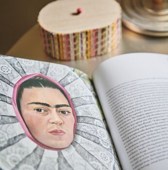 Frida Kahlo: Making Her Self Up, 5 of 9
