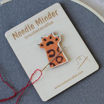 Needle Minder In Wood, Cat Paws, 3 of 6