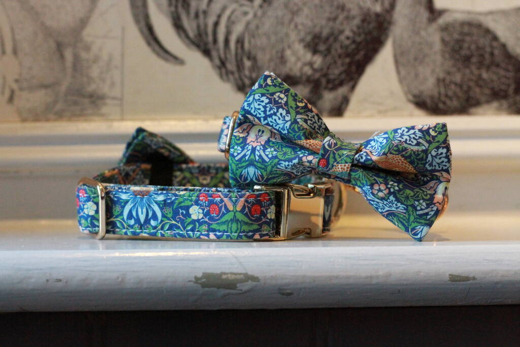 William Morris Strawberry Thief Dog Collar With Bow Tie, 1 of 4