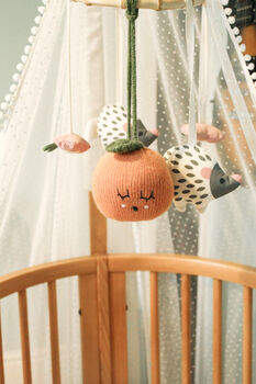 Clementine Hanging Rattle, 3 of 5
