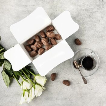 Chocolate Ballotin Swiss Chocolate Almond Shell | 200g, 2 of 3