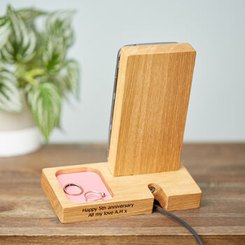 Personalised Samsung Galaxy Phone And Earbuds Stand, 3 of 8
