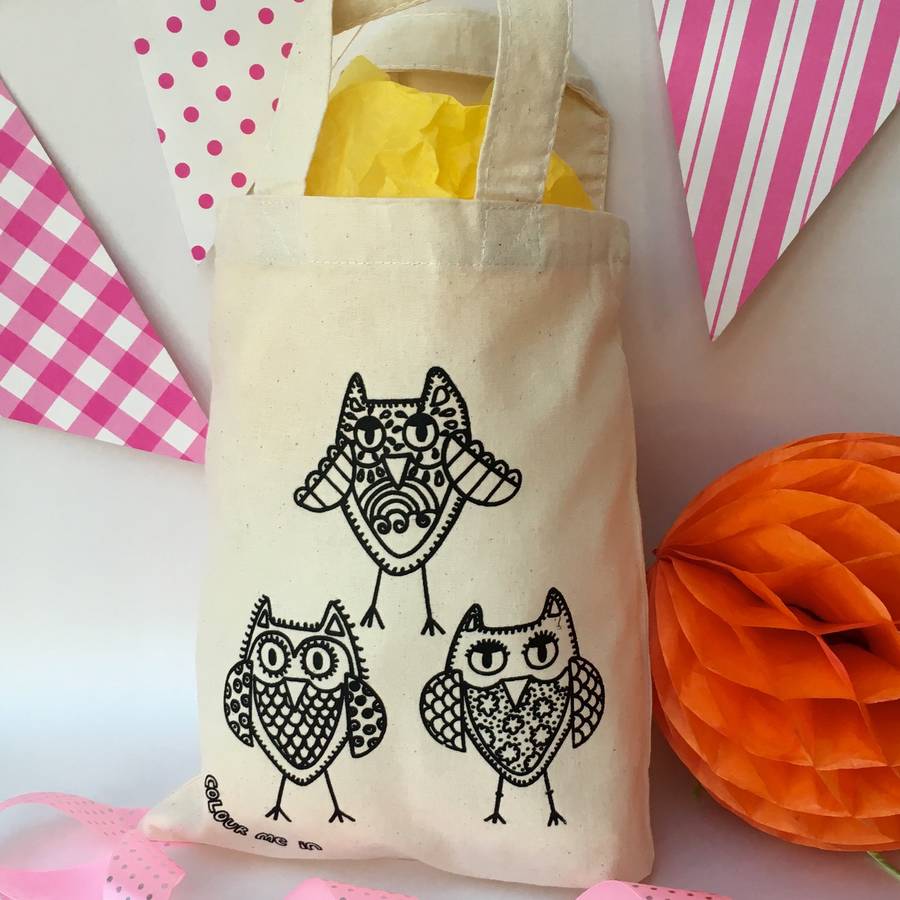 Colour In Party Bag With Owls, 1 of 10