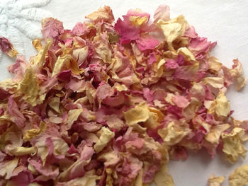 2021 English Rose Petals, Wild Flowers Confetti, 7 of 10
