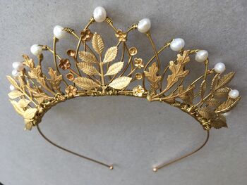 The Agatha Crown Oak Leaf Pearl Tiara, 6 of 12
