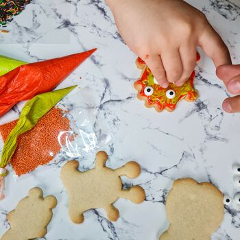 Monsters Diy Cookie Decorating Kit, Six Biscuits, 8 of 12
