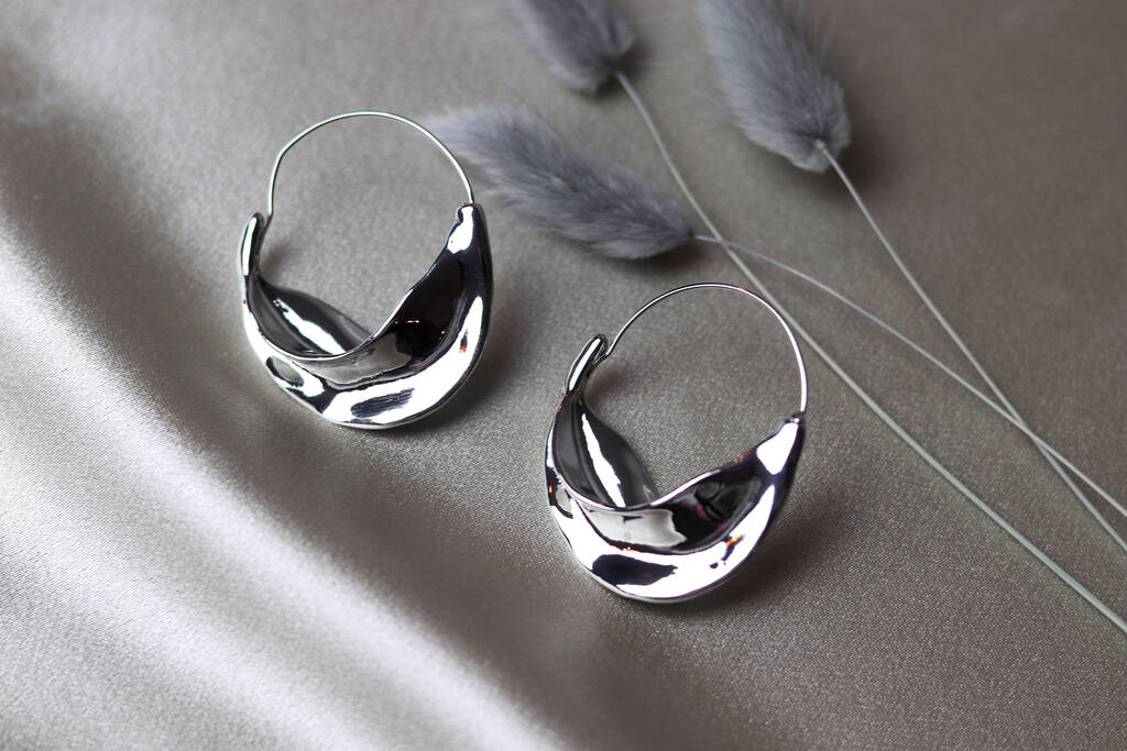 Sculptured Hoop Earrings By Sun and Day
