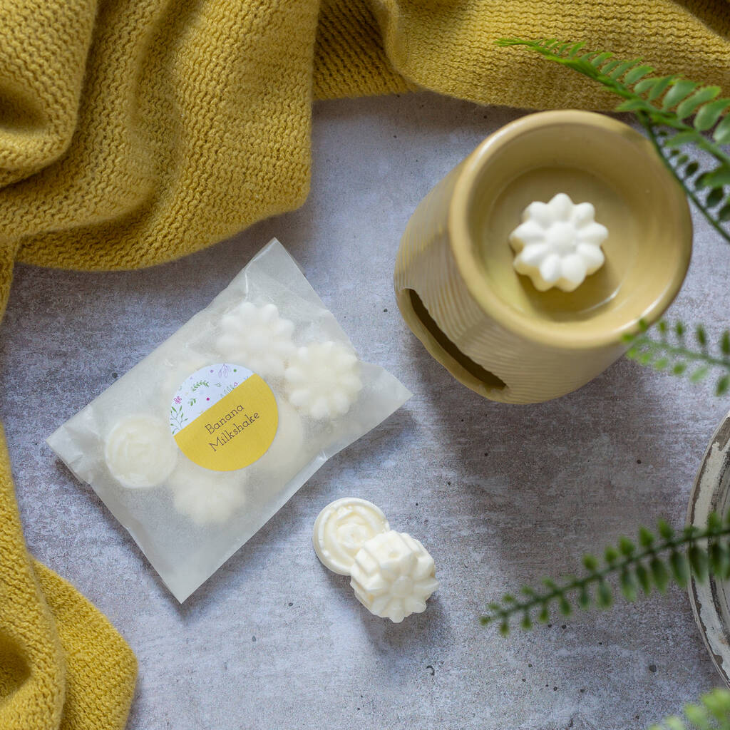 12 Banana Milkshake Flower Shaped Wax Melts By Chalk And Cheese Candles