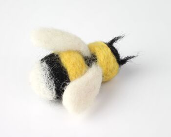 Bee Brooch Needle Felting Kit, 5 of 9