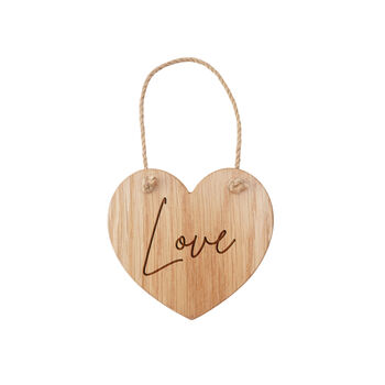 Oak Heart Hanger Featuring Slogan 'Love', 2 of 2