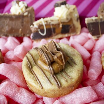 The Caramel Deluxe Cookie And Cookie Pie Gift Box, 7 of 12