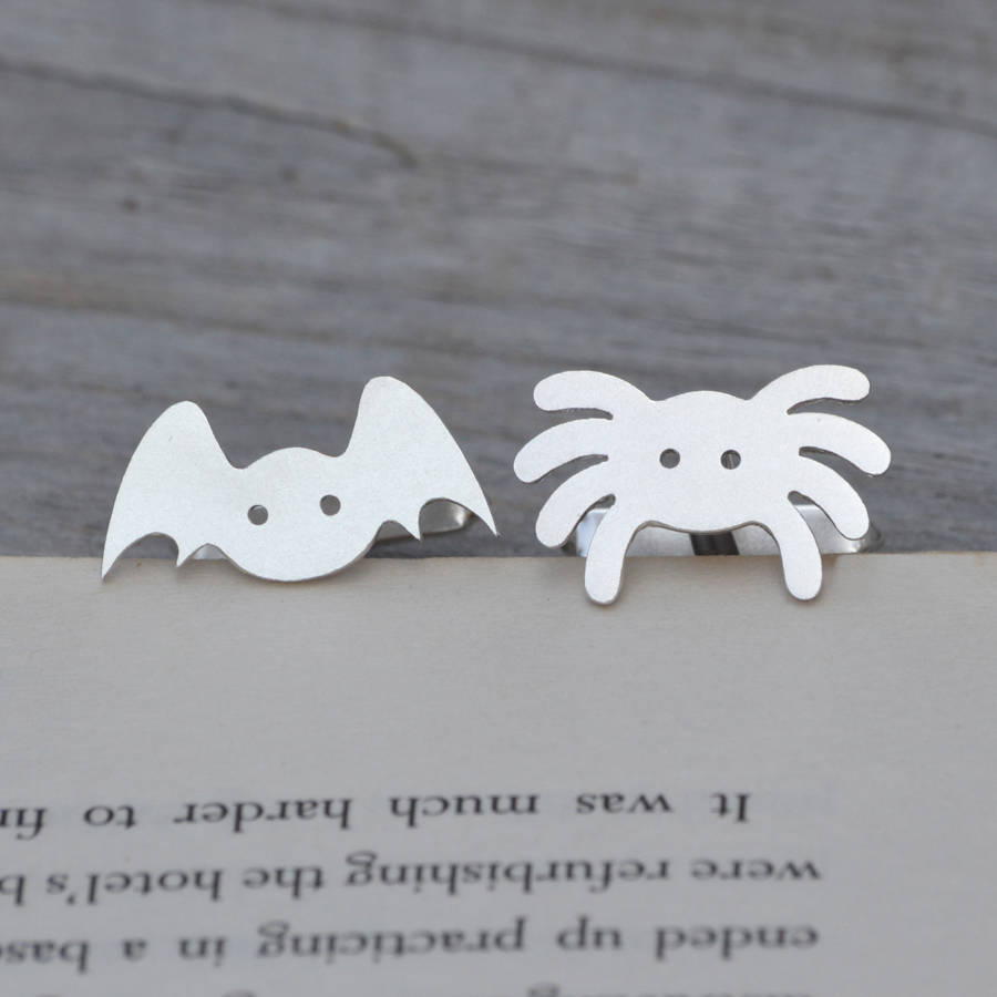 Image of Spider Cuff Links And Bat Cuff Links In Sterling Silver, Silver