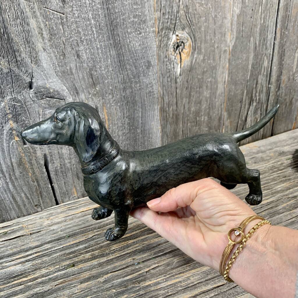 Standing Dachshund Sculpture Lo108 By London Garden Trading