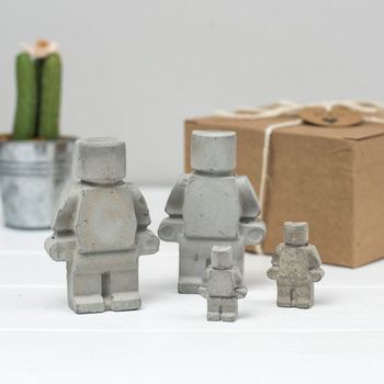 A Concrete Robot Family Gift Set, 5 of 6