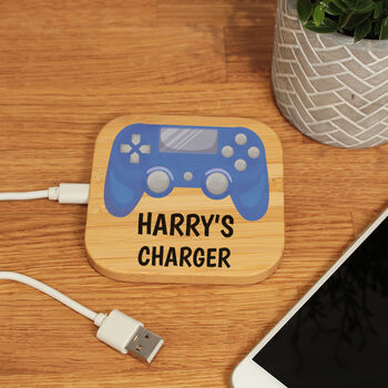 Personalised Games Controller Wireless Phone Charger, 3 of 6