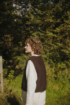 Herdswoman's Gilet Mocha, 2 of 4