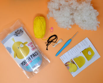 Pouch Pals Colin The Chick Crochet Kit, 4 of 4