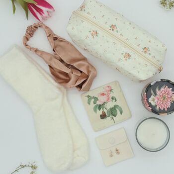 Floral Elegance Mother’s Day Gift Set, 2 of 12