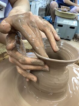 Weekend Potters Wheel Experience Herefordshire For One, 2 of 12