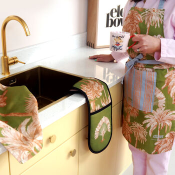 Personalised Adult's Sunset Palms Apron, 4 of 4